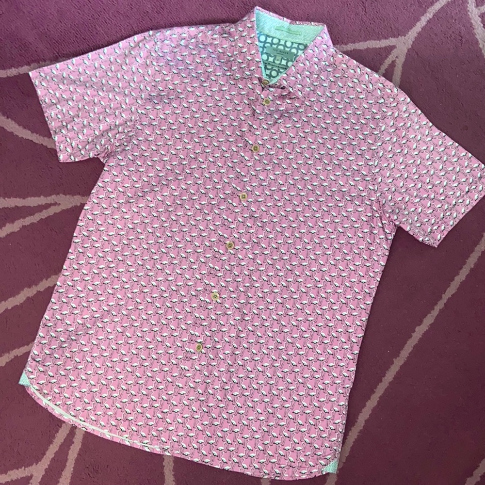 š¦©Ted Baker Flamingo Button Up𦩠- Picture 4 of 13